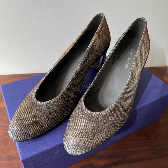 Stuart weitzman metallic pump 6 1/2 M - Picture 5 of 9